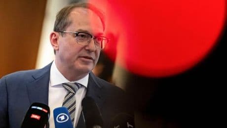 Dobrindt warnt vor wachsender Gewaltbereitschaft unter jugendlichen Extremisten