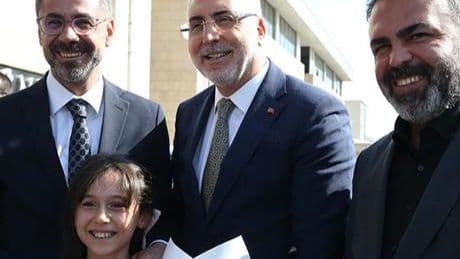 Bakan Işıkhan, Bitlis'te ziyaretlerde bulundu