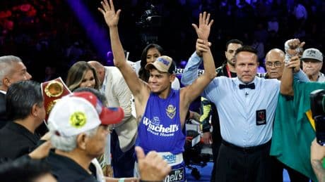 Emanuel Navarrete Vs. Charly Suarez Betting Odds