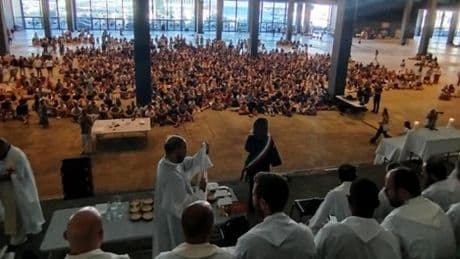 Giubileo dei Giovani concluso a Roma, oltre 1800 giovani spagnoli ospitati nel padiglione Jean Nouvel a Genova