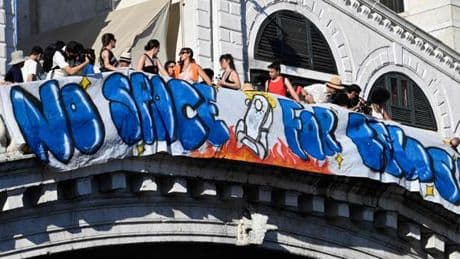 A Venise, une nouvelle manifestation au lendemain du mariage de Jeff Bezos