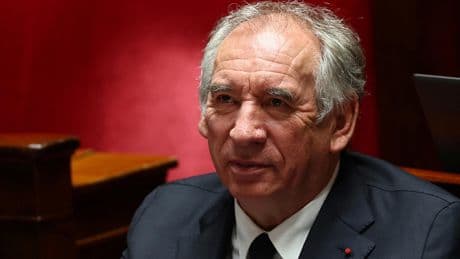Budget : Bayrou envisage un référendum sur «un plan d’ensemble» de réduction des déficits