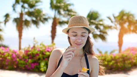 Descubre los mejores fotoprotectores para pieles muy dañadas por el sol