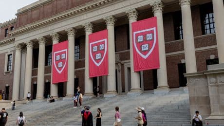 Donald Trump, ecco perché vuole riconquistare il fortino di Harvard