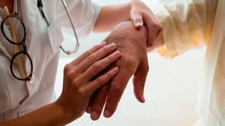 Pourquoi la France fait face aux déserts médicaux