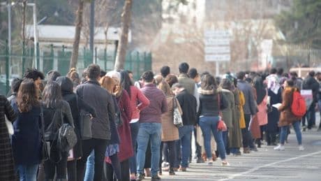 İstihdam oranı azaldı, gerçek işsizlik yüzde 28,5'e yükseldi