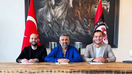 Oğulcan Çağlayan'dan sürpriz transfer