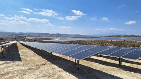 EQT pone a la venta las renovables de Zelestra en India y Latinoamérica