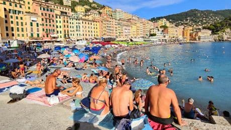 Meteo Liguria, weekend di caldo e sole. Ma da domenica sera arrivano temporali | Le previsioni