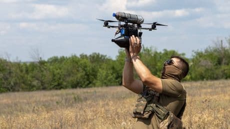 Kampf gegen Russland: Ukraine baut neue Drohnenmodelle mit Glasfaser
