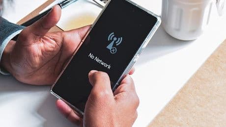 From full bars to no service: The best and worst areas for mobile signal in the UK revealed - so, do you live in a connectivity black spot?
