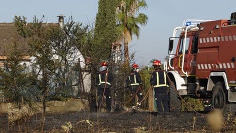 La evolución del fuego de Méntrida es favorable y ya está perimetrado