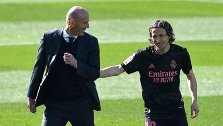 La despedida de Zidane a Modric y Lucas