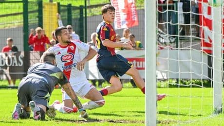 L&rsquo;applauso di Vieira: &quot;Genoa, bene cos&igrave;&quot;