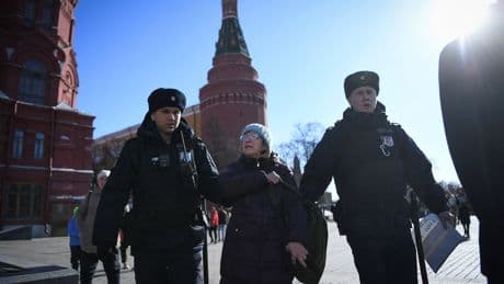 Buscar en internet “Navalni”, “LGTB” o “Greenpeace” será delito en Rusia