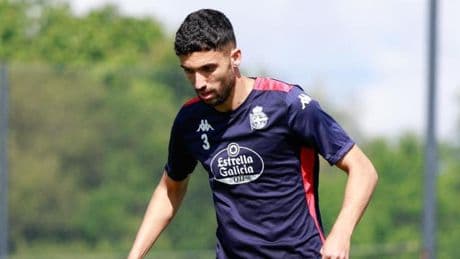 Zakaria Eddahchouri, hospitalizado tras caerse por unas rocas