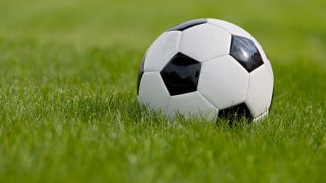 El fútbol arranca su transición energética con Moeve
