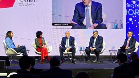 La industria del Noroeste apela a mejorar la formación para garantizar el relevo generacional