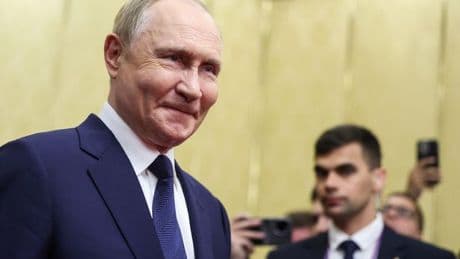 Putin paying people to attend his anti-Eurovision song contest to avoid flop
