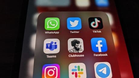 Fake Accounts in Pakistan: Islamisten locken Christen in die Falle