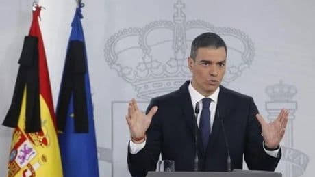 Sánchez acelera en Defensa