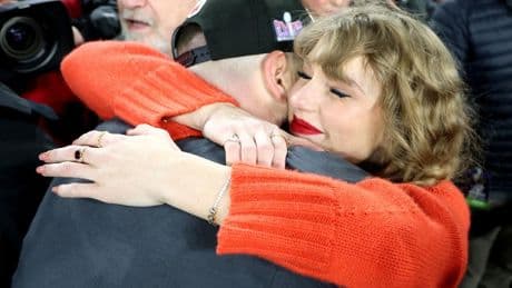 Swifties Love Taylor Swift’s Engagement—But The Gaylors Aren’t Happy