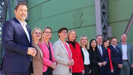 SPD: Zwei Altbewährte und viele neue Gesichter: Das sind die SPD-Minister