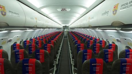 El Barça viajó a Lisboa con su avión personalizado de Vueling