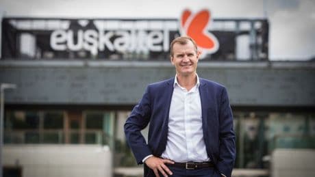 La fibra de Euskaltel se integra en la macrorred de MasOrange y Vodafone