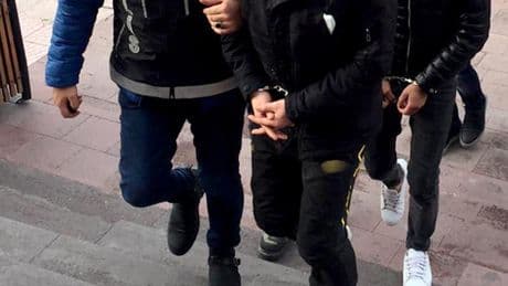 Beyoğlu'nda beyzbol sopalı kavga! 3 kişi tutuklandı