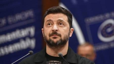 L'Ue: "Pieno sostegno all'ingresso di Kiev". Ma l'Ungheria si sfila: "Noi contrari al 95%"