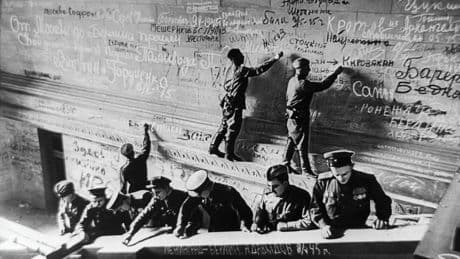 Le 24 avril 1945, le jour où l’armée rouge signe sa victoire sur l’Allemagne nazie