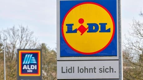 Lidl kündigt drastische Preissenkungen an - Konkurrent Aldi zieht sofort nach
