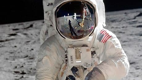 La NASA ha revelado por qué ningún astronauta ha salido de la atmósfera terrestre. Ni siquiera cuando fueron a la Luna