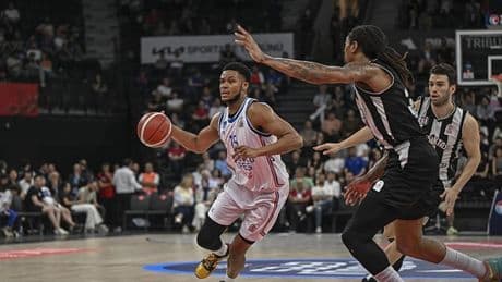 Anadolu Efes 94-87 Beşiktaş Fibabanka | MAÇ SONUCU-ÖZET