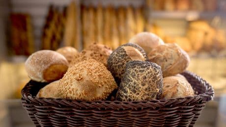 Kalorienbombe? So viele Kalorien stecken wirklich in Ihrem Frühstücksbrötchen