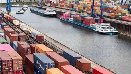 Mehr Schiffstransporte statt LKW: Kölner Hafen kontrolliert immer mehr Containerterminals am Rhein