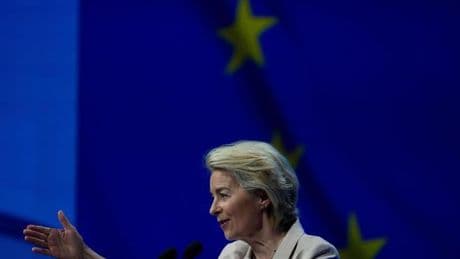 Von der Leyen obvia la dana en su discurso en el congreso del PPE y se centra en los aranceles de Trump y el apagón