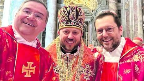 Conclave, le prime cordate: americani spaccati. Oggi i cardinali fanno vacanza