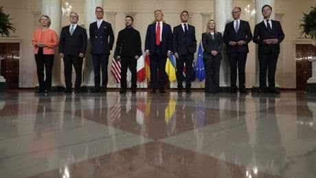 Zelensky, Trump e i leader europei alla Casa Bianca, ecco com'è andata. Vertice con Putin entro agosto