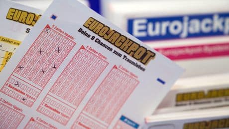 Eurojackpot: Fünf deutsche Lottospieler streichen hohen Gewinn ein