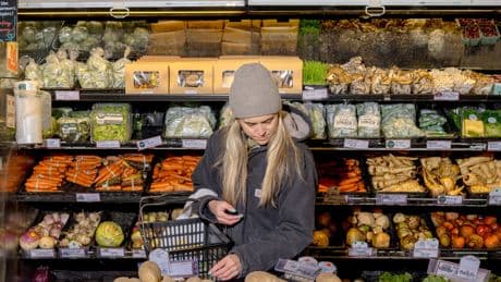 What if a Grocery Store Was More Like a Farmers’ Market?