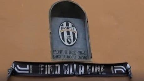 L'altarino Juve al posto di una statua della Madonna! &quot;Champions? Un miracolo...&quot;