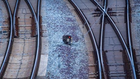 Brand an Stellwerk - Bahnstrecke Hannover-Berlin betroffen