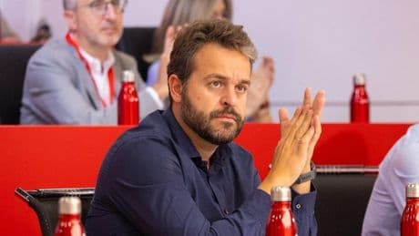Juanfran Serrano asume la Secretaría de Organización del PSOE en funciones y se declara "en shock" por Santos Cerdán