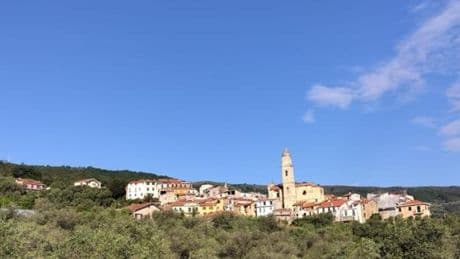 Eolico a Pietrabruna, il comitato: “Avremo 14 pale sulla testa, la battaglia non è finita”