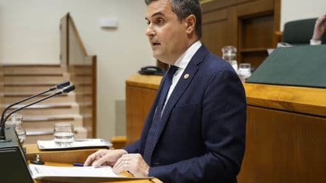 La china Hithium fabricará en  Euskadi baterías para almacenar energía renovable