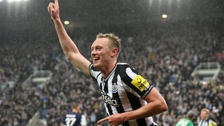 Leeds complete signing of Newcastle midfielder Sean Longstaff