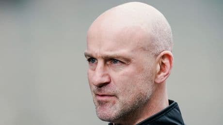Trotz Mega-Rückrunde und Klassenerhalt - Traditionsklub schmeißt Trainer raus!