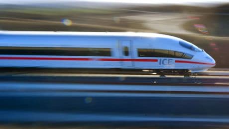 Feuer in Stellwerk - Ausfälle und Verspätungen im Bahnverkehr